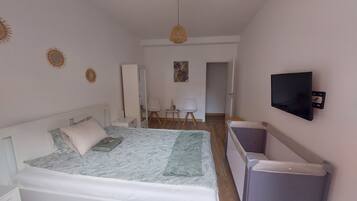 1 makuuhuone, vauvan matkasänky, ilmainen Wi-Fi, vuodevaatteet