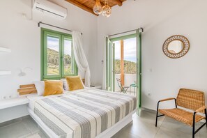 6 chambres, fer et planche à repasser, Wi-Fi, draps fournis