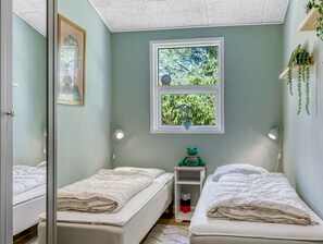 2 bedrooms, Internet