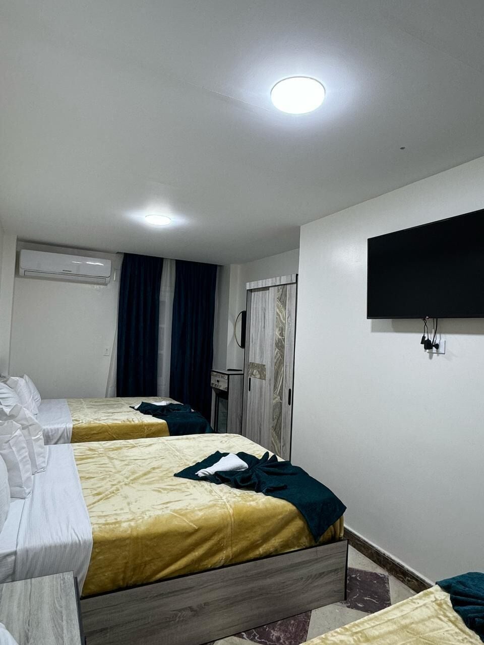 In-room safe, desk, blackout drapes, soundproofing