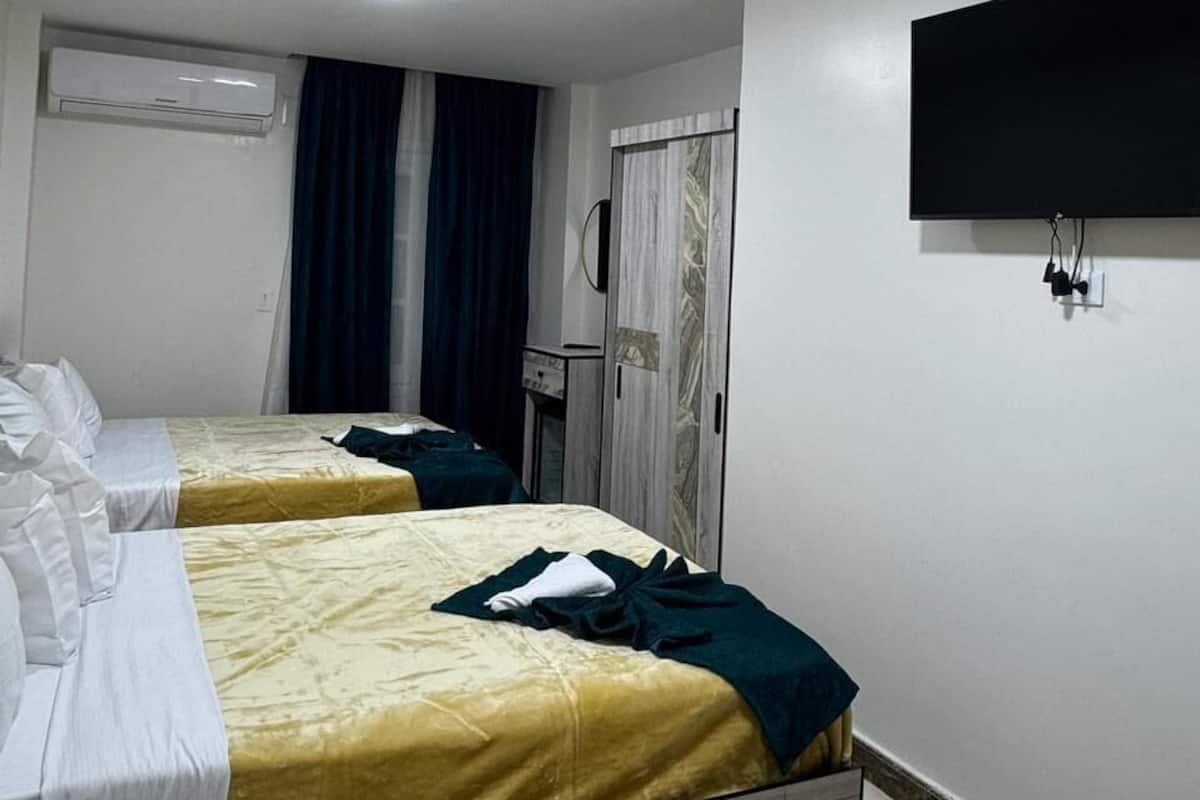 In-room safe, desk, blackout drapes, soundproofing