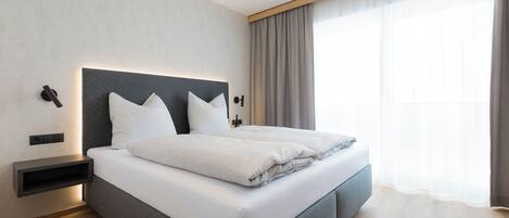 2 Schlafzimmer, Reisekinderbett, kostenloses WLAN, Bettwäsche