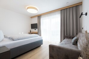 2 chambres, lit parapluie, Wi-Fi gratuit, draps fournis