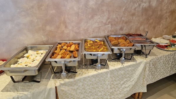 Petit déjeuner buffet compris tous les jours