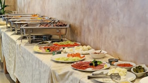 Petit déjeuner buffet compris tous les jours