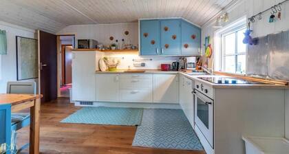 Sjökullen1 - red Swedish house by the lake - ideal for families and nature lovers