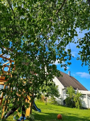 Property grounds - Spacious villa in quiet area (Örebro län)
