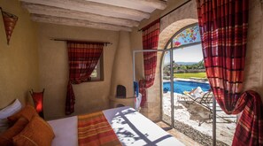 4 bedrooms, iron/ironing board, free WiFi - Riad Pura Vida 1 close to the beaches (Essaouira)