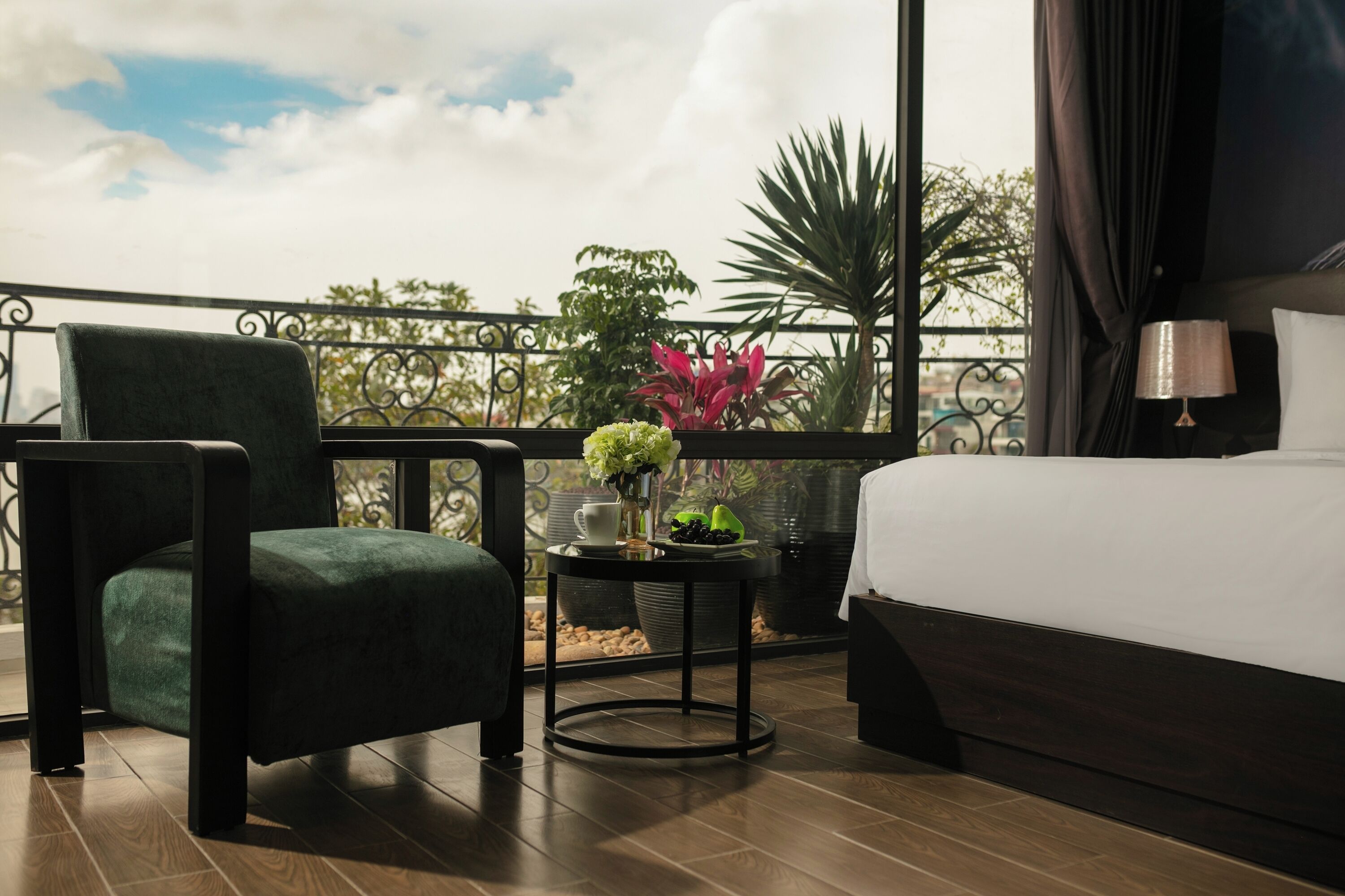 Photo - Westlake Pearl Suites & Spa 70 Xuan Dieu - By Pegasy Group