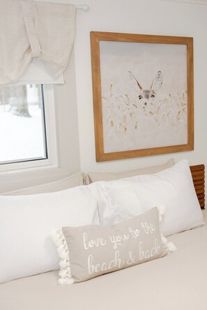 3 bedrooms, desk, free WiFi, bed sheets