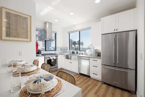 Fridge, microwave, oven, stovetop - Walk to the Beach & Pier! | Ocean View Roof Deck (Oceanside)