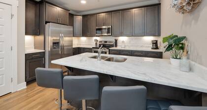 Nations Nashville 2BR | Rooftop Views | Sleeps 5