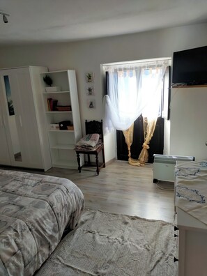 1 bedroom, internet, bed sheets - Independent studio apartment between Rieti and Terminillo (Lisciano)