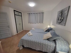 1 bedroom, iron/ironing board, WiFi, bed sheets