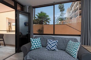 TV - Castle Harbour 36 - Two Bed (Los Cristianos)