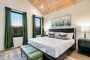 5 slaapkamers, een strijkplank/strijkijzer, wifi, beddengoed