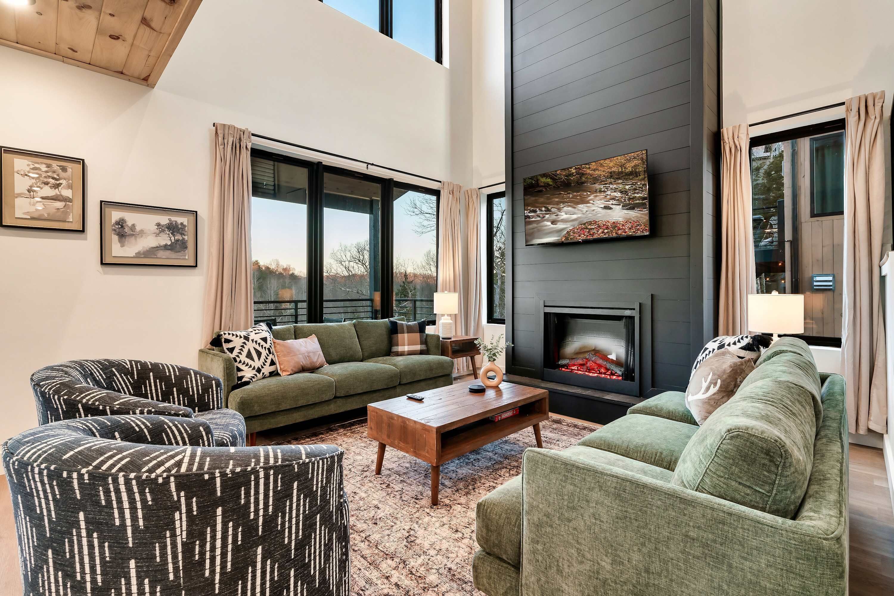 TV, fireplace, offices