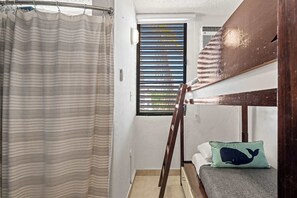 2 Schlafzimmer, Bügeleisen/Bügelbrett, Reisekinderbett, WLAN