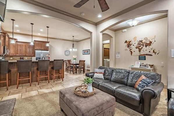 TV, fireplace, offices