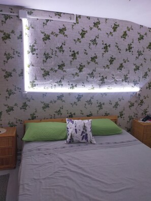 1 soveværelse, sengetøj