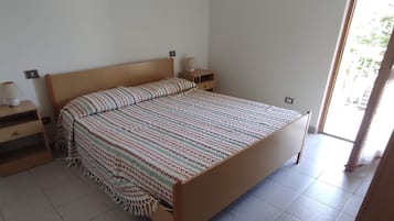 3 bedrooms, iron/ironing board