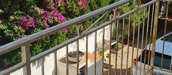 Vacation apartment in La Caletta, just a few minutes from the beach