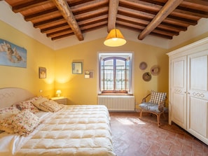2 habitaciones, cuna de viaje y wifi gratis 