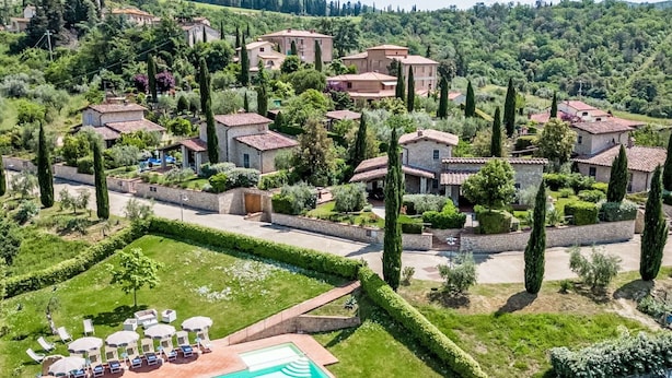 Exterior - Beautiful apartment in villa for 4 people with pool, A/C, WIFI, TV and pets allowed (Gaiole In Chianti)