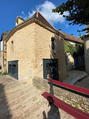Exterior - Superb apartment in the heart of Sainte Alvère (sainte alvère)