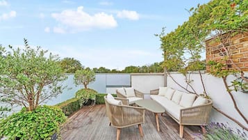 Apartment | Terrace/patio