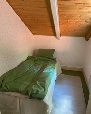3 bedrooms, WiFi, bed sheets - 3-Bedroom Luxury Cottage for Rent in Urshult (Kronobergs län)