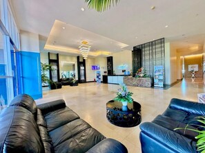 Lobby sitting area - La Mirada Deluxe Suites with Oceanview (Lapu-Lapu)