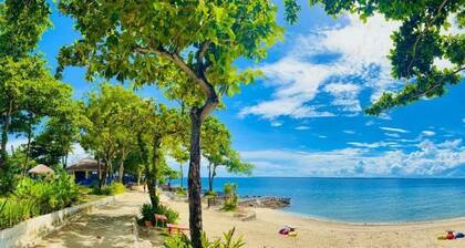 La Mirada Deluxe Suites with Oceanview