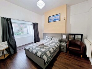 1 bedroom, iron/ironing board, WiFi, bed sheets