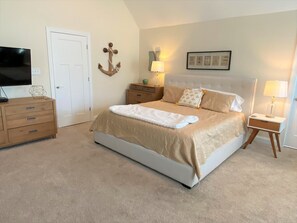 5 bedrooms, iron/ironing board, WiFi, bed sheets - Corportate 5-BR Golf Getaway for the Masters! (Grovetown)
