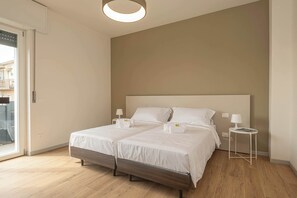 1 quarto, escrivaninha, Wi-Fi, roupa de cama