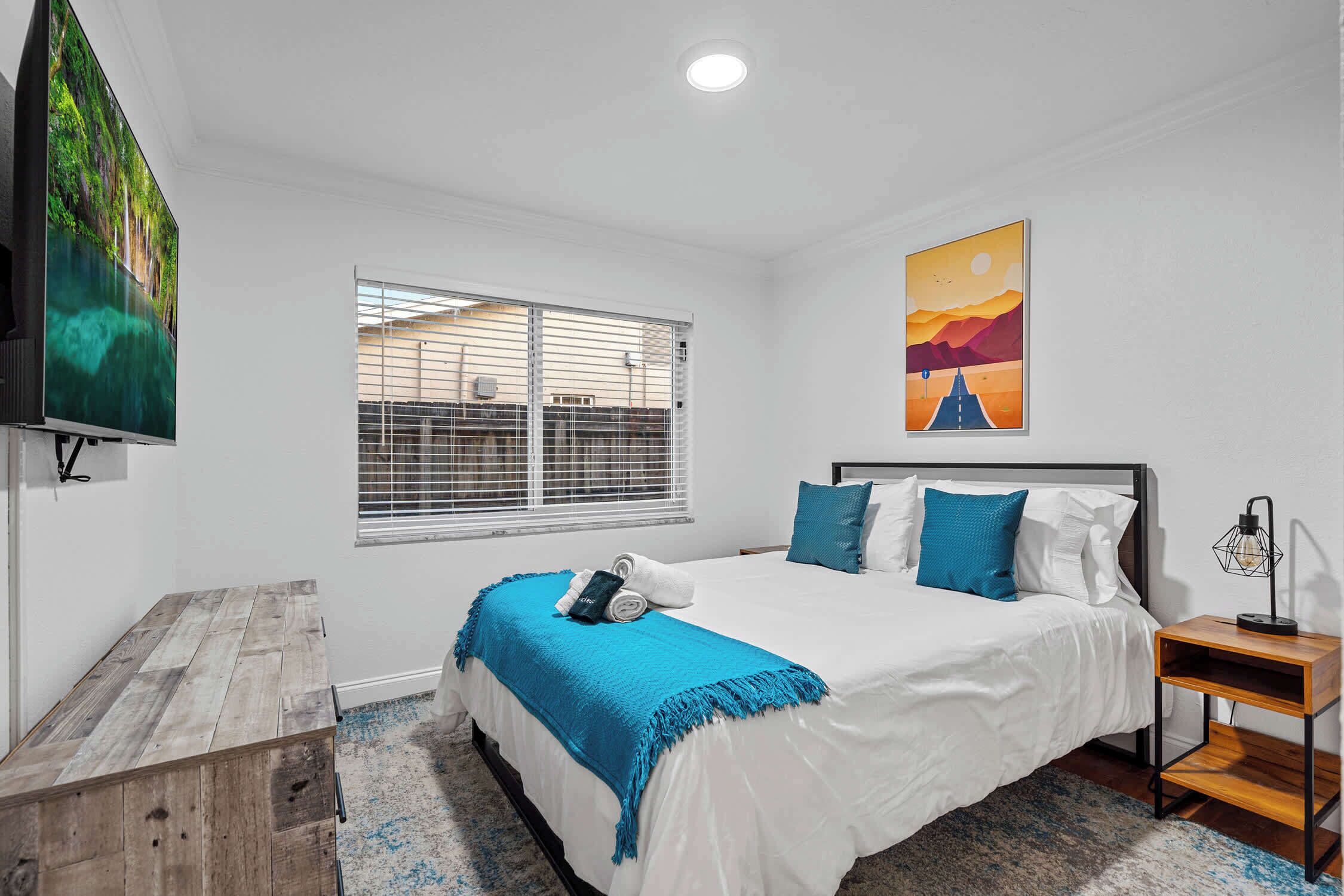 4 bedrooms, WiFi, bed sheets