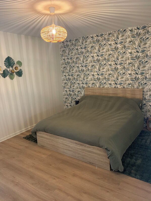 3 bedrooms, iron/ironing board, travel crib, free WiFi - Gîte l'Arbre de Vie 24 in a haven of peace in the heart of Périgord Noir (Nabirat)