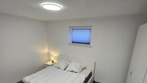 1 habitación, cuna de viaje, wifi gratis y ropa de cama 
