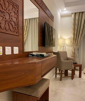 Flat-screen TV - RAFAHEYAT Hotel (Makkah)