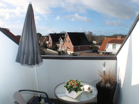 Comfort Double Room | 1 bedroom, in-room safe, desk, laptop workspace