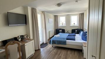 Comfort-Doppelzimmer | 1 Schlafzimmer, Zimmersafe, Schreibtisch, laptopgeeigneter Arbeitsplatz