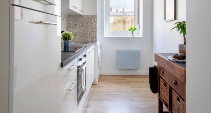 Modern & Cozy Apartment, 2 Bedrooms, Super Quiet