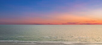 San Remo 102- Updated and Beach Views! Pool and Hot Tub open!