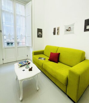 Smart TV, video games, computer monitors, printers