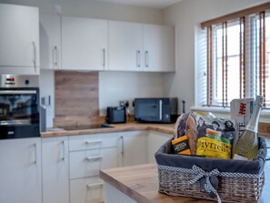 Dishwasher - 4 bedroom accommodation in Amble, near Warkworth (Amble, near Warkworth)