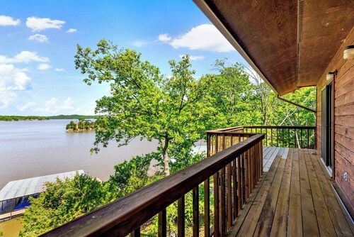 Sunset Escape - Fit For 8!