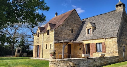 LA CROIX ..... Belle maison Périgourdine