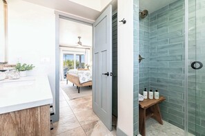 Shower, hair dryer, towels - Shellabration: Ocean Views, Heated Pool, Basketball, Golf Cart (North Captiva)