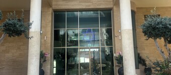 5 min walk from the kikar! Ideal for family vacations